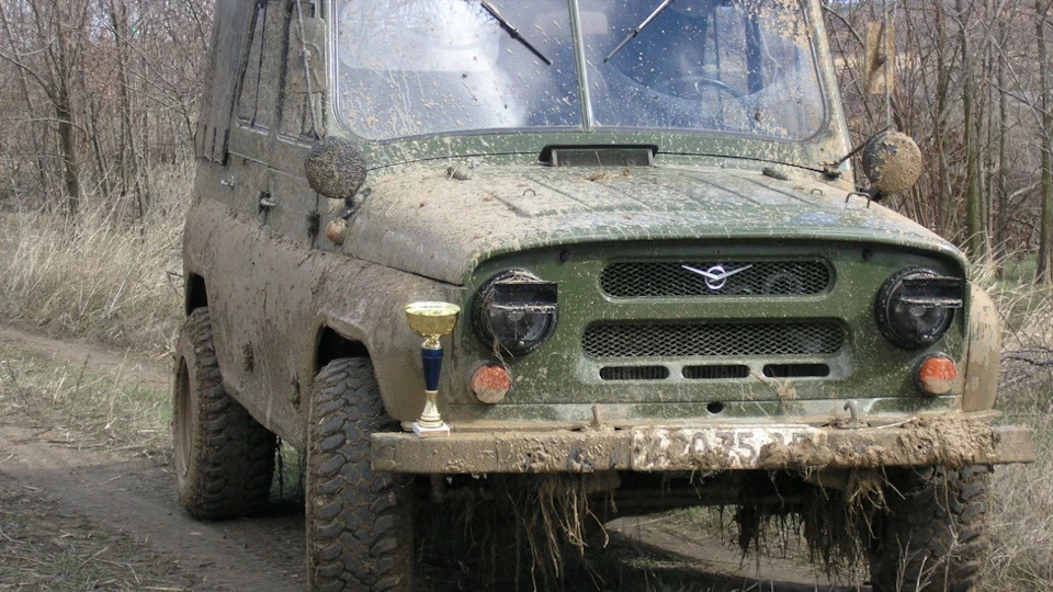 УАЗ 469 ведмідь
