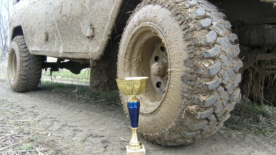 УАЗ 469 ведмідь 2