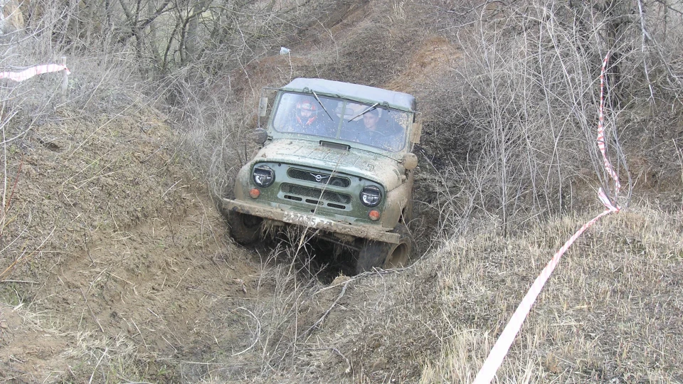 УАЗ 469 ведмідь 5