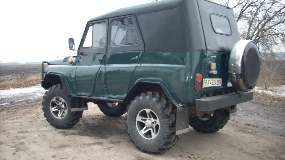 УАЗ 469 роботяга V-8 4,2л 4