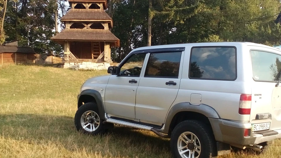 УАЗ Патріот 2.7i
