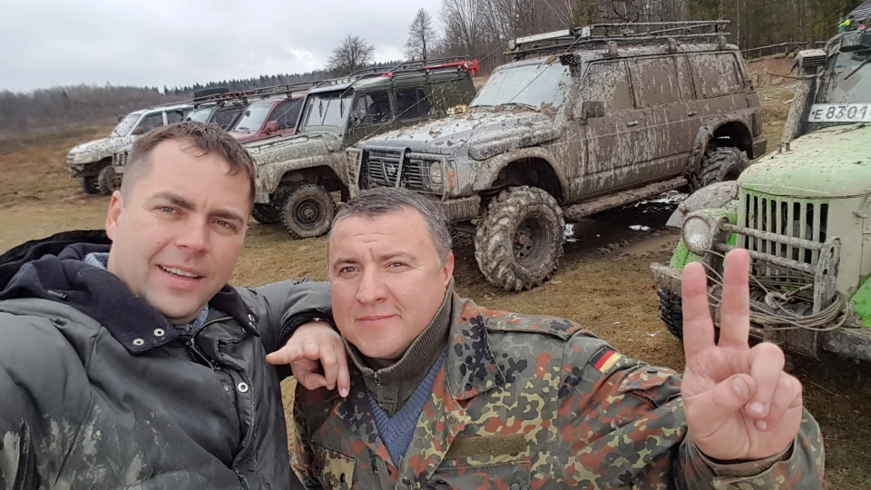 УАЗ Patriot сірий металік 2,7 3
