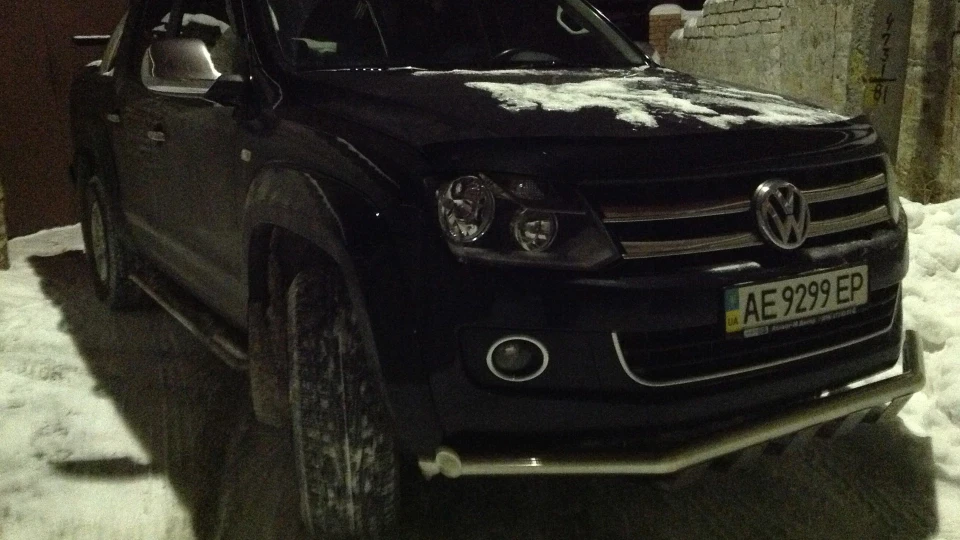 Volkswagen Amarok black 3