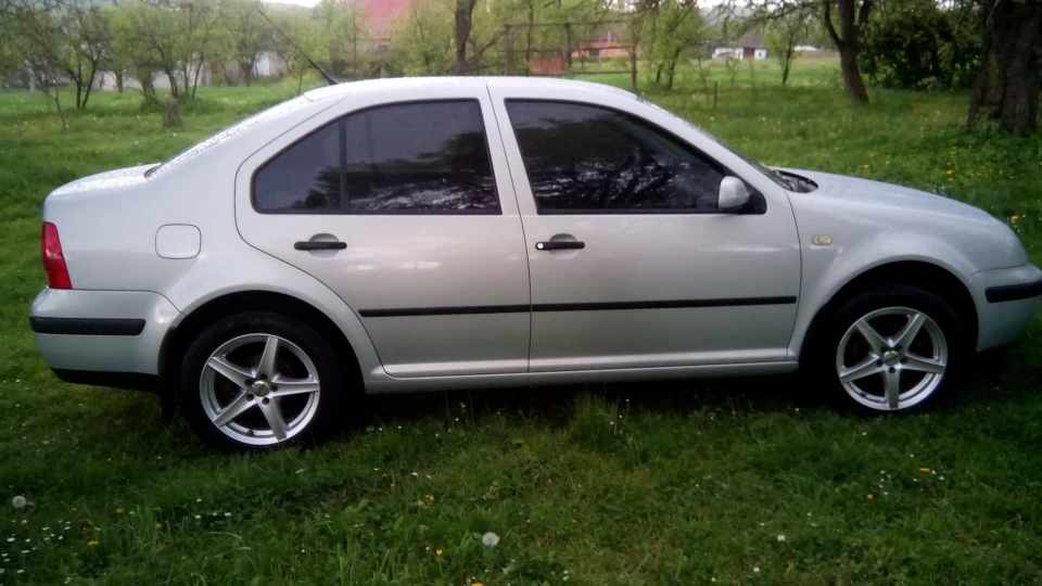 Volkswagen Bora 2