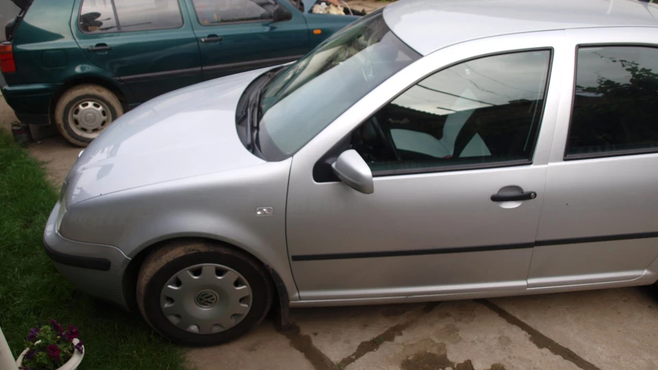 Volkswagen Bora 1.4 - v 16