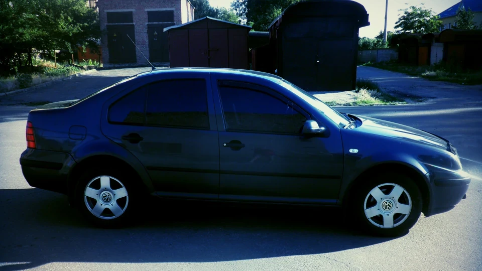 Volkswagen Bora 1.6 SR AKLМалюшка 2