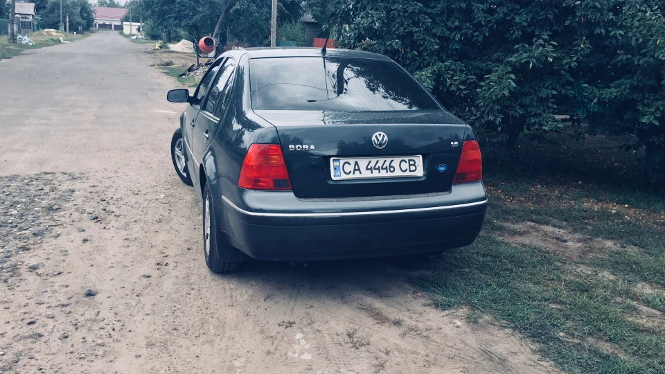 Volkswagen Bora 1.6 2