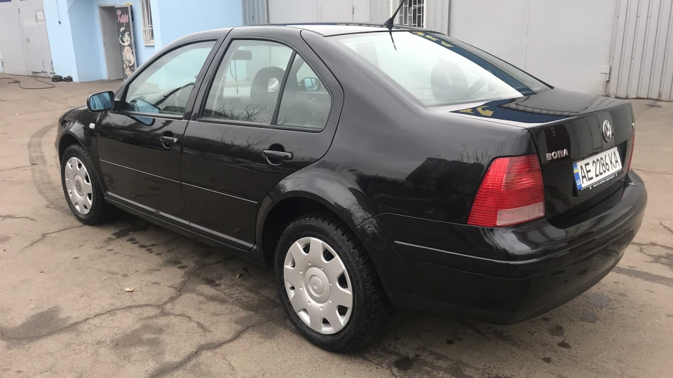 Volkswagen Bora 1,6i 2