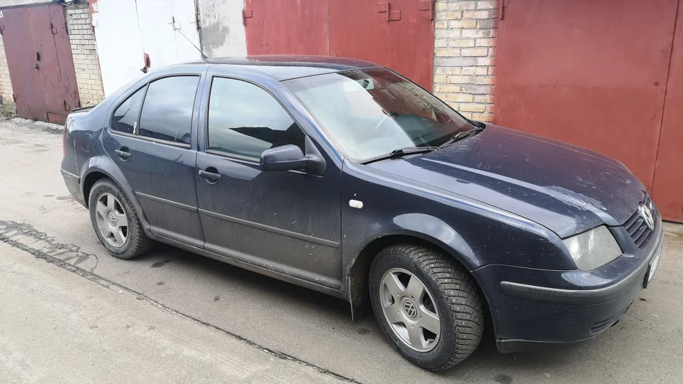 Volkswagen Bora 1.8 turbo 3