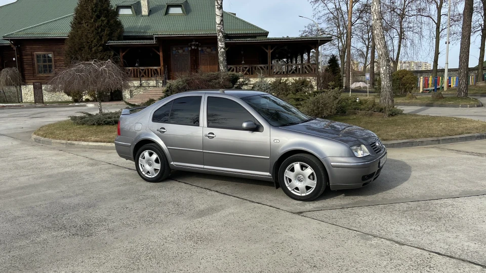 Volkswagen Bora 1.8T 2