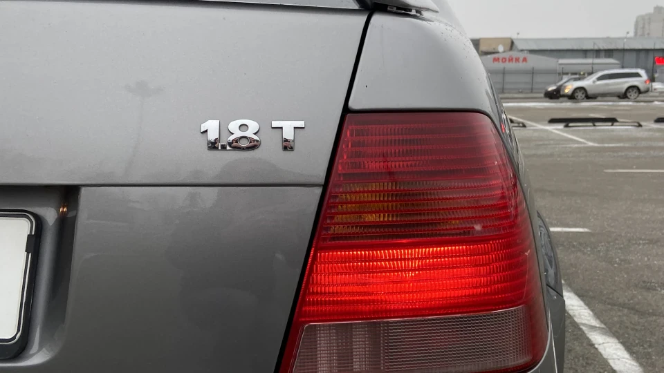 Volkswagen Bora 1.8T 4