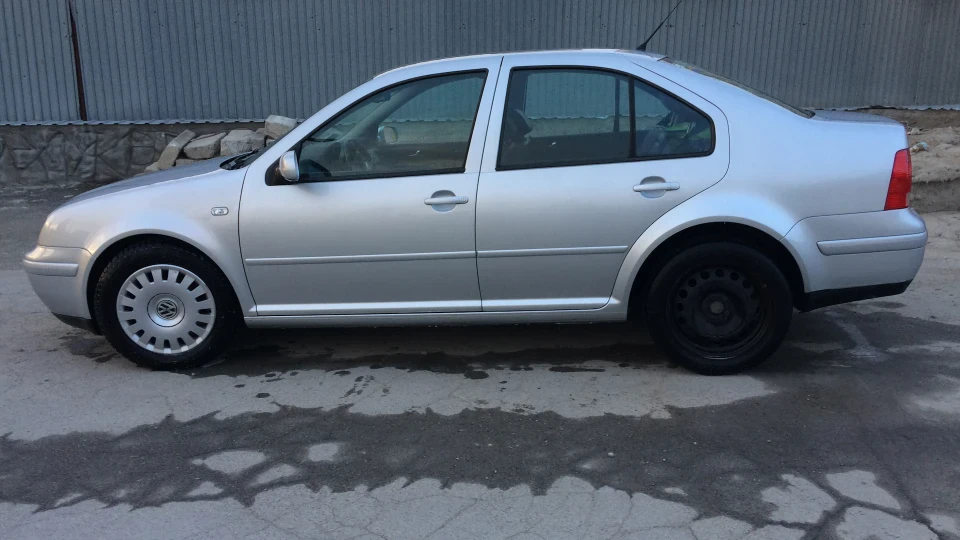 Volkswagen Bora 1,9 tdi - AK47 2
