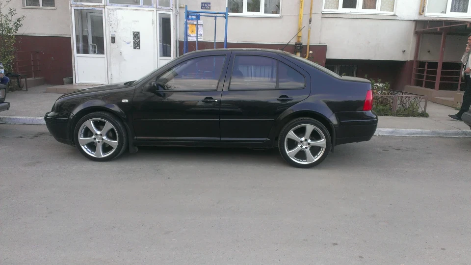 Volkswagen Bora Black Jack 2