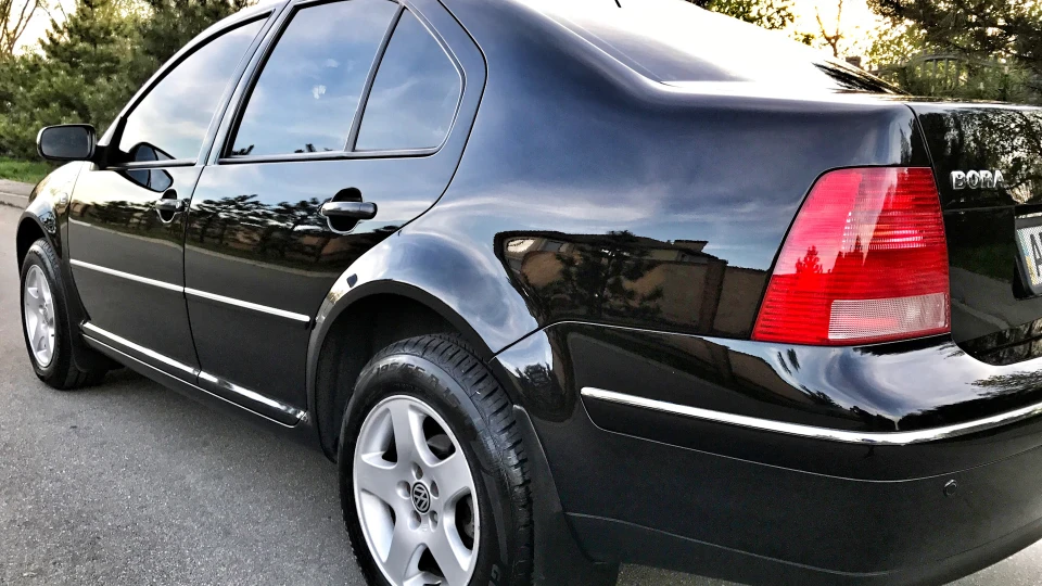 Volkswagen Bora - Das auto.