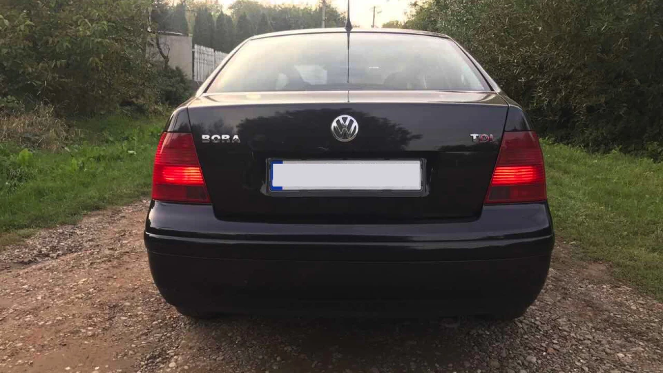 Volkswagen Bora знову 25 4