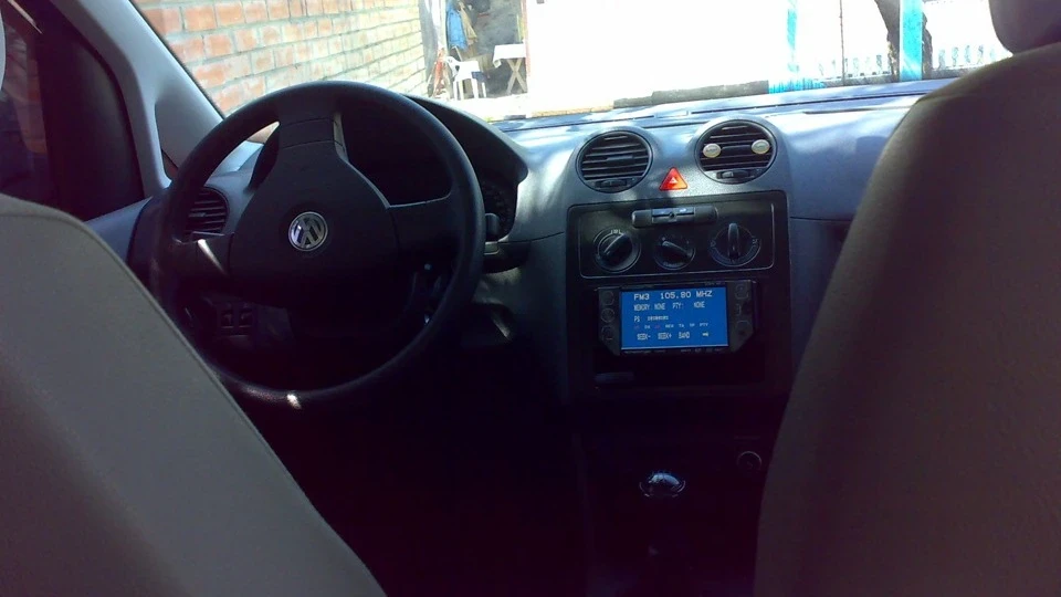 Volkswagen Caddy 2