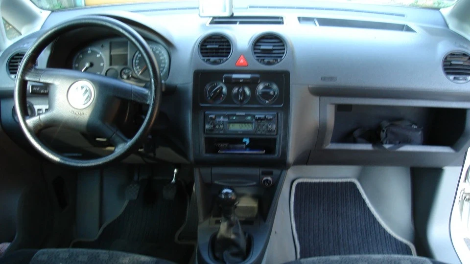 Volkswagen Caddy 2