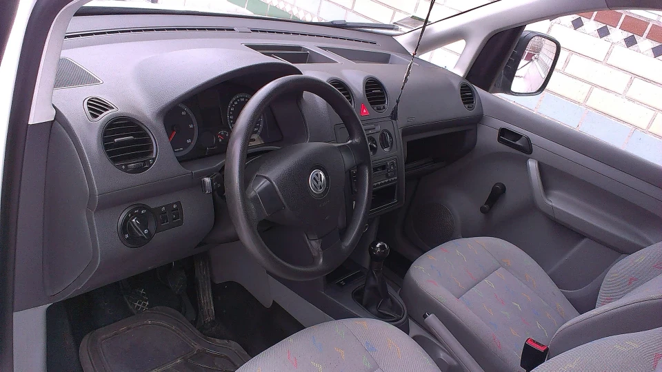 Volkswagen Caddy 2