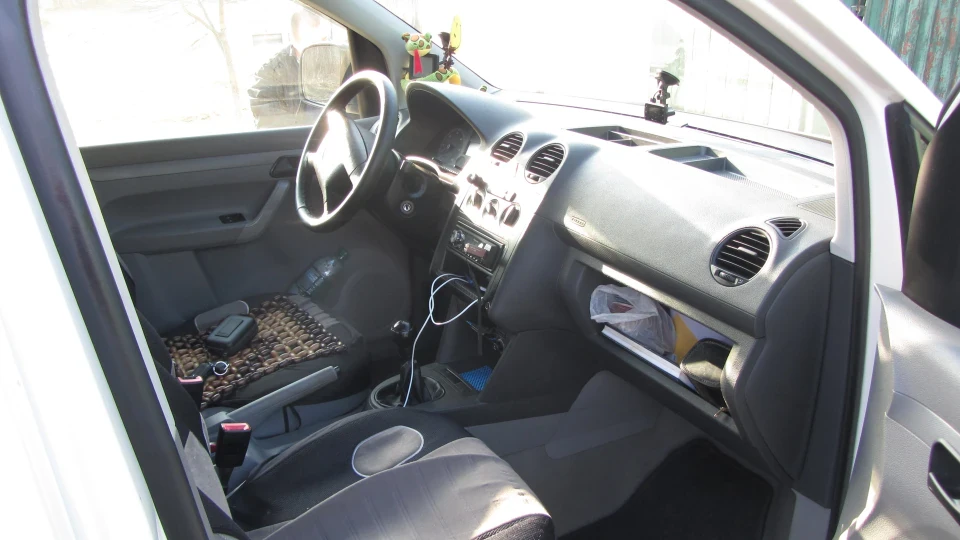 Volkswagen Caddy 2