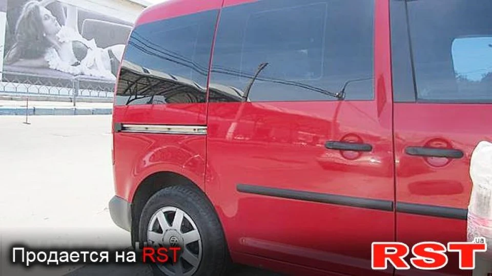 Volkswagen Caddy 1.6 бензин 3