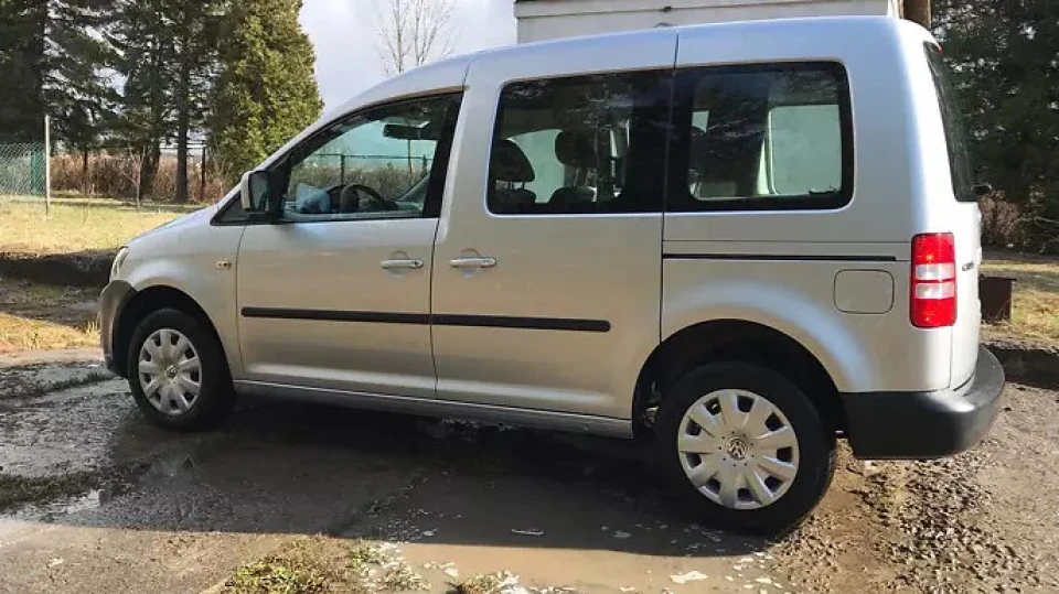 Volkswagen Caddy 1.6 TDI Trendline 2