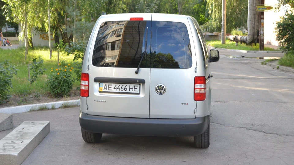 Volkswagen Caddy 1.6 tdi 5