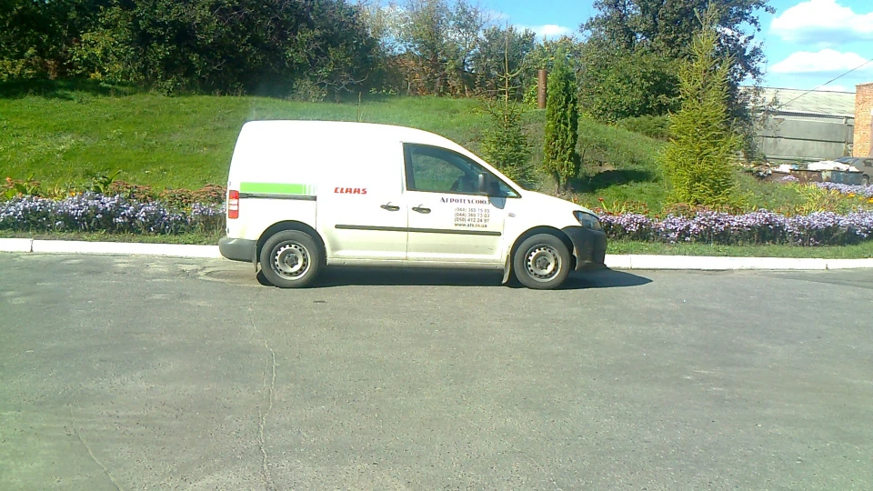 Volkswagen Caddy 1.6 турбо 2