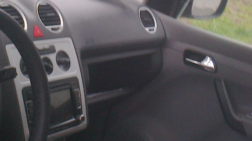 Volkswagen Caddy 1.9 турбо помічник 3