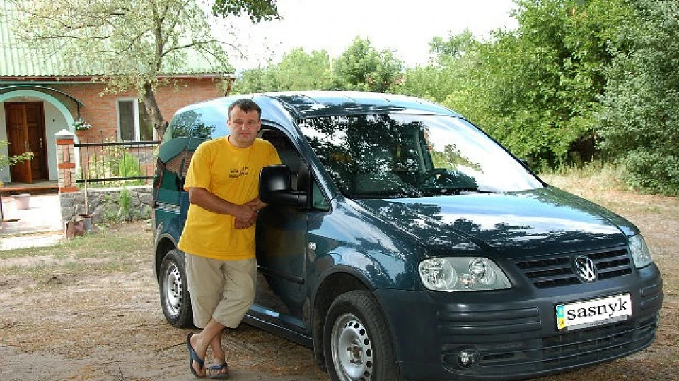 Volkswagen Caddy 1.9 турбо 2