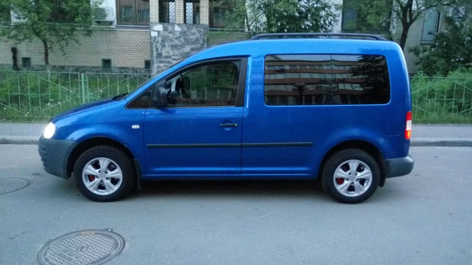 Volkswagen Caddy 1.9 турбо 3
