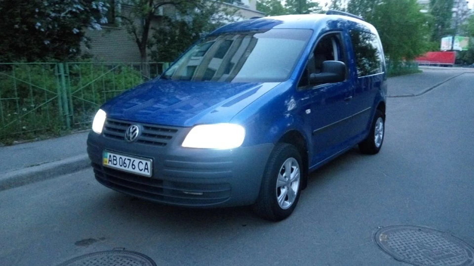 Volkswagen Caddy 1.9 турбо 4