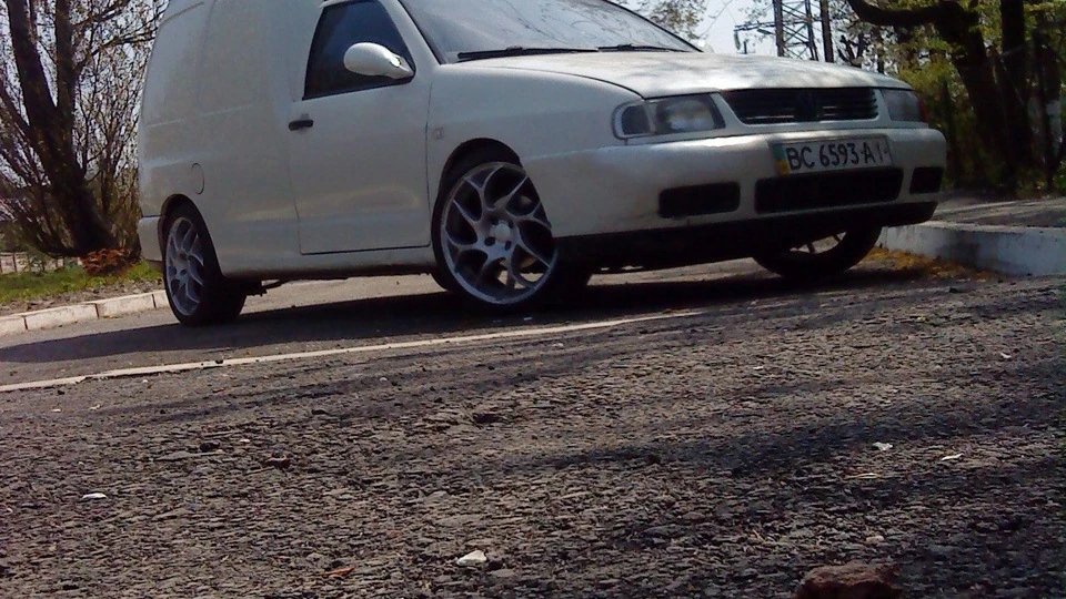 Volkswagen Caddy 1.9 2