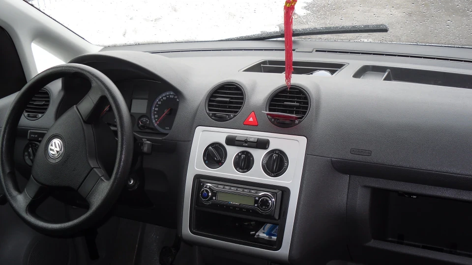 Volkswagen Caddy 1.9tdi 105к.с 3