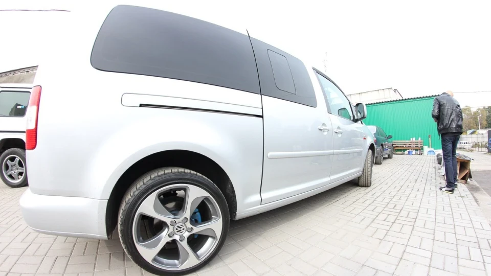 Volkswagen Caddy 1.9TDI Maxi Life 2