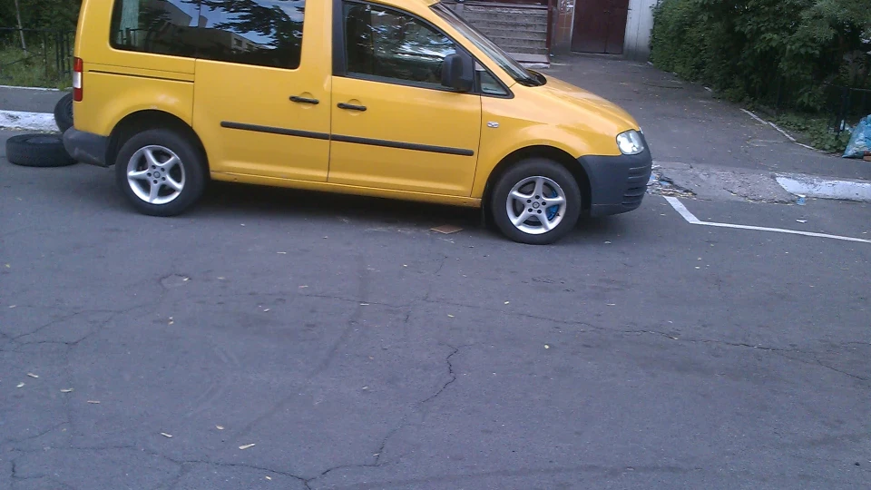 Volkswagen Caddy 2.0 SDI ПОЧТОВИК 2