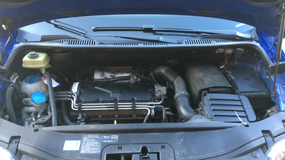Volkswagen Caddy 2.0 SDI 2