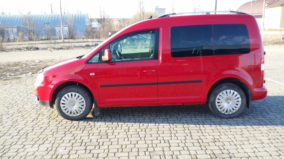 Volkswagen Caddy 2.0 Turbo 5