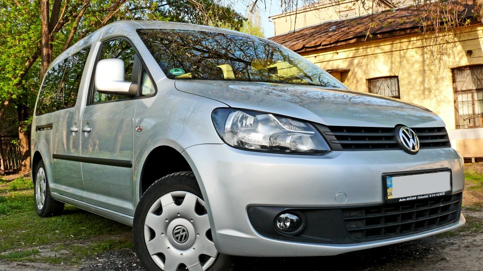 Volkswagen Caddy 2.0TDI 140hp 5