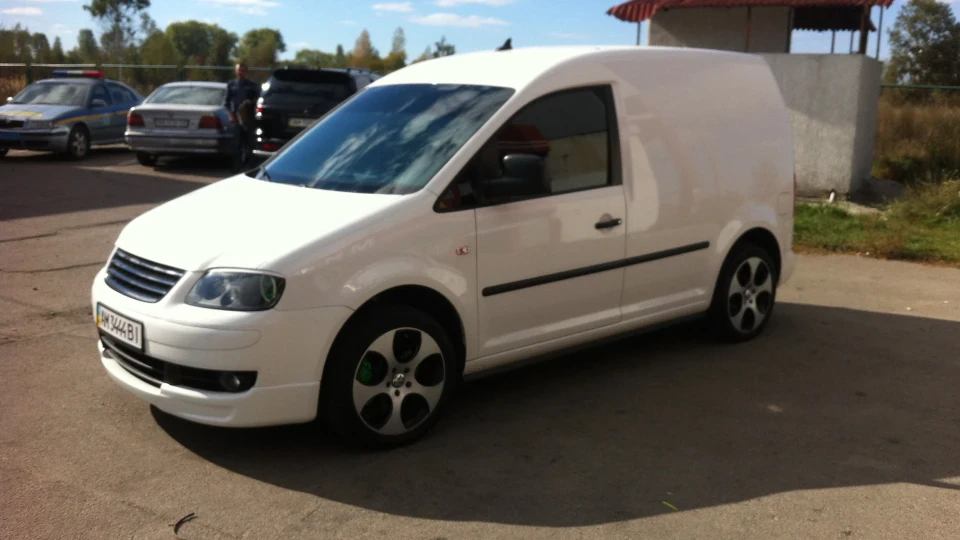Volkswagen Caddy 4 motion GTI style