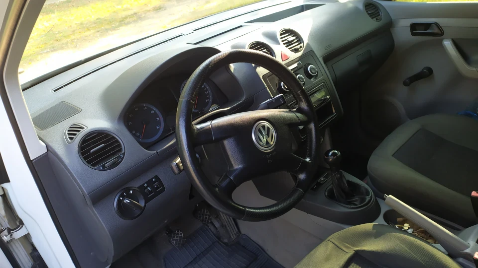 Volkswagen Caddy Білий Кінь 5