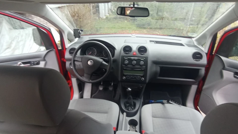 Volkswagen Caddy Caddy Red 3
