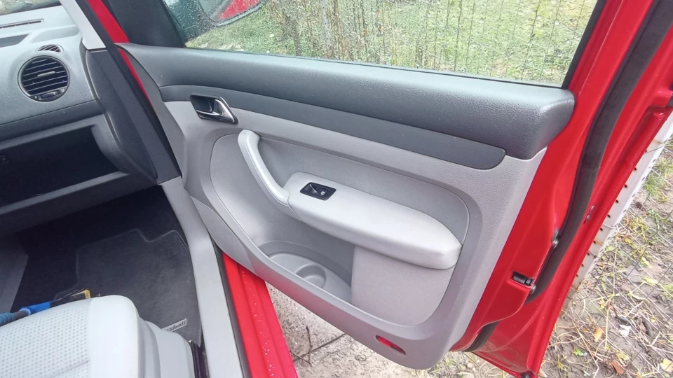 Volkswagen Caddy Caddy Red 4