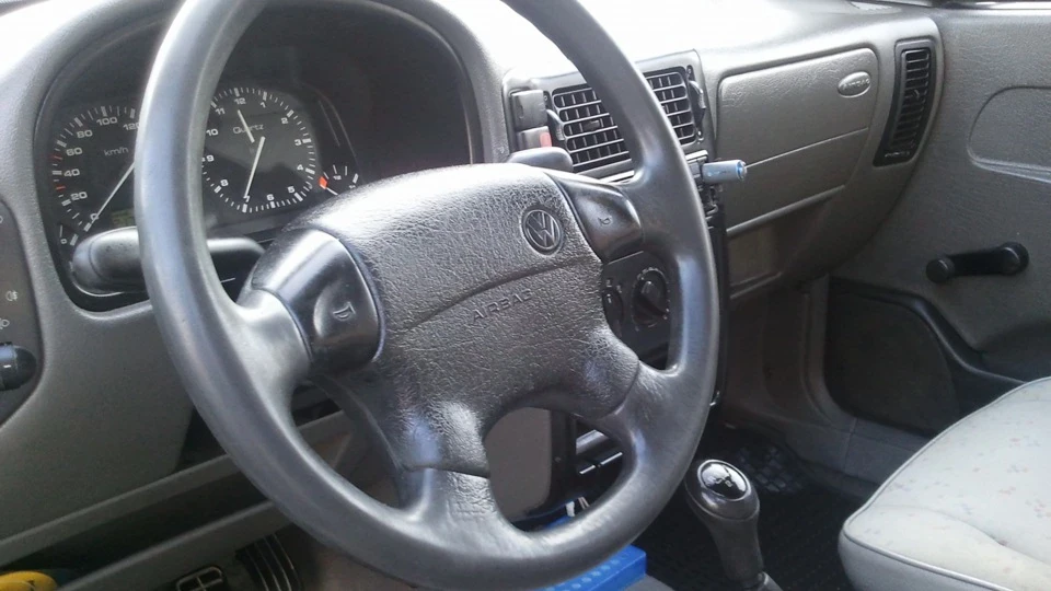 Volkswagen Caddy Гоночний танк2 2