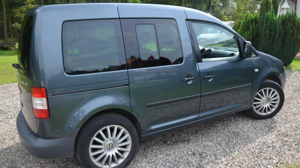 Volkswagen Caddy графітовий металік
