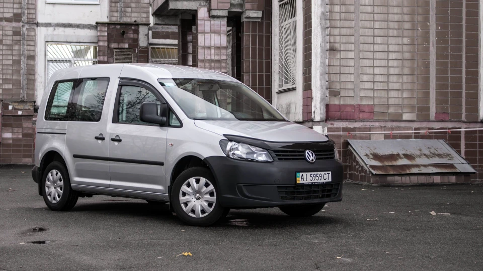 Volkswagen Caddy Lak 5