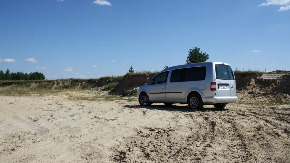 Volkswagen Caddy MAXI Silver Steel 5