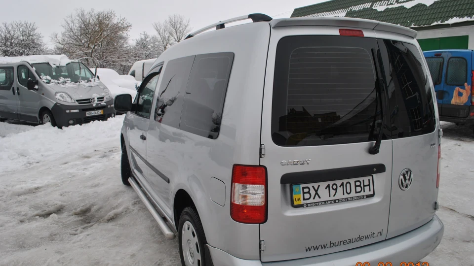 Volkswagen Caddy металік 1,9 bls