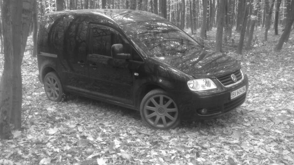 Volkswagen Caddy металік 2