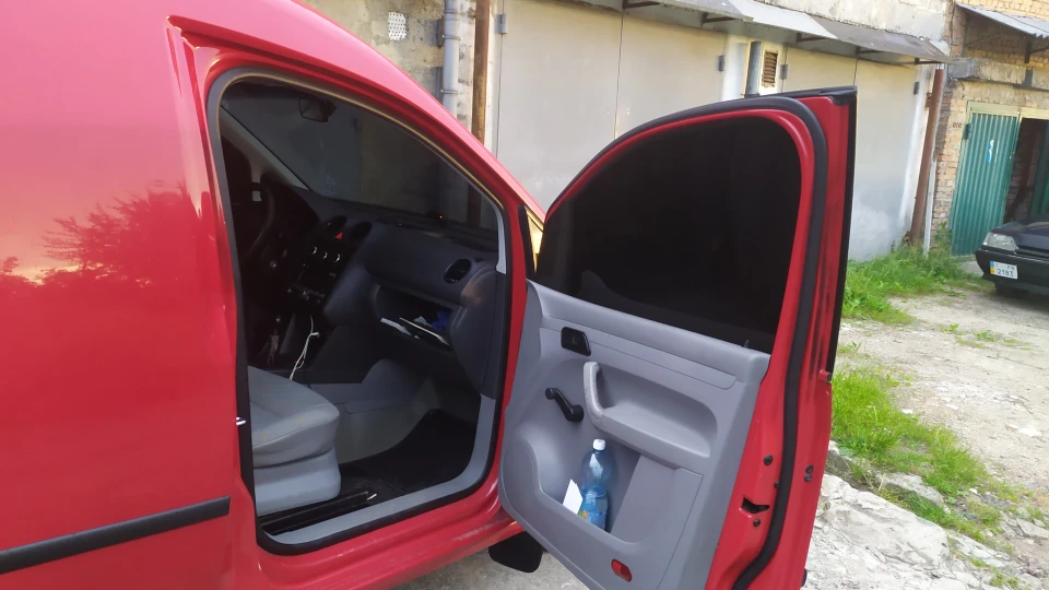 Volkswagen Caddy Mr. RED 2
