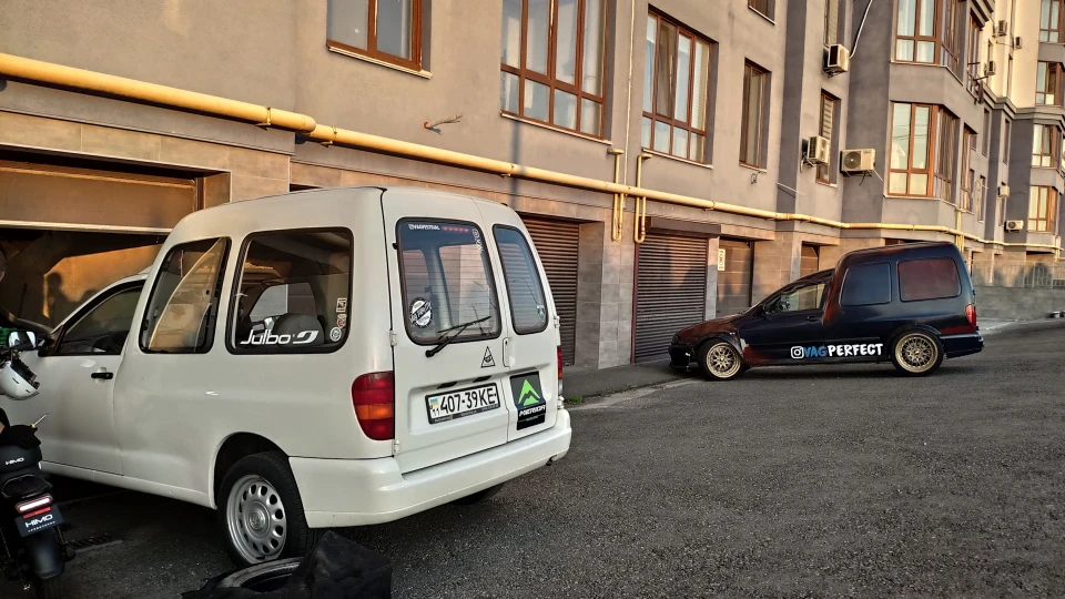Volkswagen Caddy Pie 9k Grauweiss R902 4